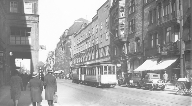 Die Breite Straße im Jahr 1934 - © Stadtarchiv/Julius Söhn