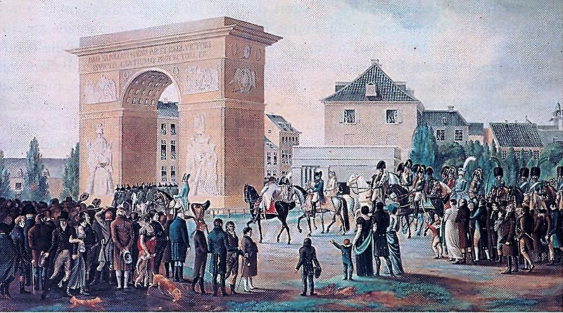 Einzug Napoleons in Düsseldorf im November 1811. Blick auf den Triumphbogen in der Elberfelder Straße entworfen von Adolph von Vagedes. Kolorierte Lithographie von Johann Petersen