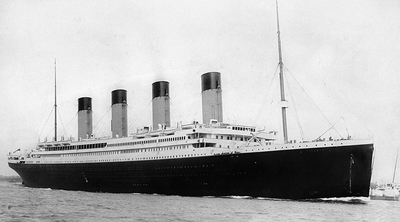 RMS Titanic 1912 bei der Abfahrt in Southhampton
