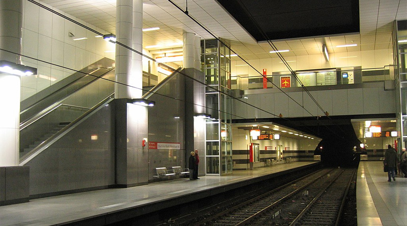 U-Bahnhof Oberbilker Markt/Warschauer Straße