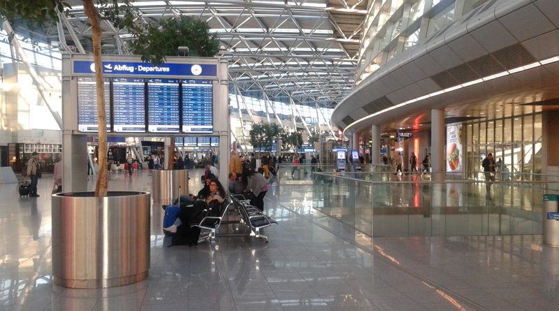 Flughafen Düsseldorf. Terminal