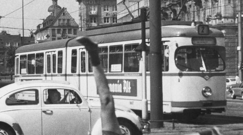Linie 2 Anfang der 1960er Jahre am Jan-Wellem-Platz - Foto Rheinbahn