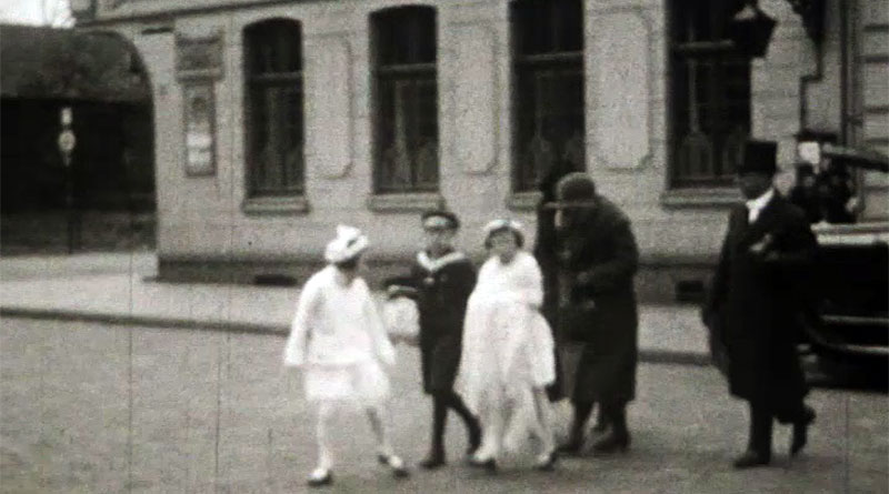 Zeitdokument: Erstkommunion 1932 in Düsseldorf-Oberrath