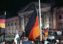 Tag der Deutschen Einheit - Bild: Von Bundesarchiv, Bild 183-1990-1003-400 , / Grimm, Peer / CC-BY-SA 3.0, CC BY-SA 3.0 de, https://commons.wikimedia.org/w/index.php?curid=5425931