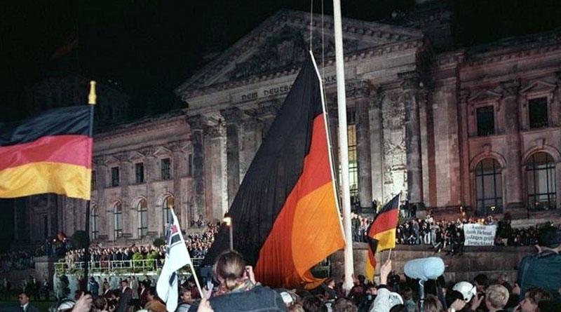 Tag der Deutschen Einheit - Bild: Von Bundesarchiv, Bild 183-1990-1003-400 / Grimm, Peer / CC-BY-SA 3.0, CC BY-SA 3.0 de, https://commons.wikimedia.org/w/index.php?curid=5425931