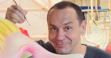 Titelbild: Jacques Tilly - Urheber, CC BY 3.0, https://commons.wikimedia.org/w/index.php?curid=19816946