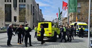 "Car-Freitag" - Polizei Düsseldorf zeigt Nulltoleranz für die Poserszene
