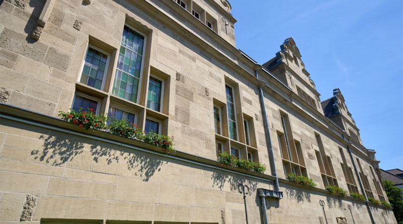 Benrather Rathaus Fassade - Bild: Landeshauptstadt Düsseldorf/Claus Langer