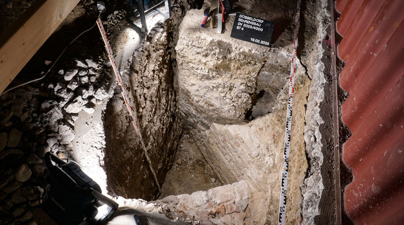 Die Fundstelle der ehemaligen Festungsmauern unter dem Behrensbau - Bild: Landeshauptstadt Düsseldorf/Institut für Denkmalschutz und Denkmalpflege