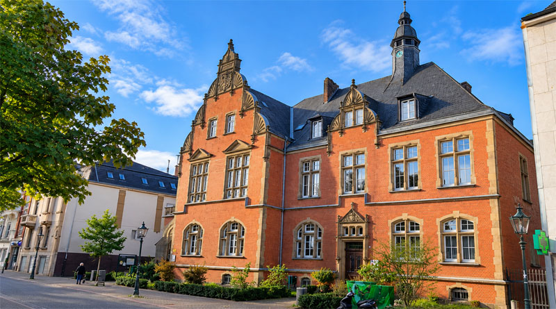 Denkmal des Monats September 2026: Das 125 Jahre alte Rathaus Eller