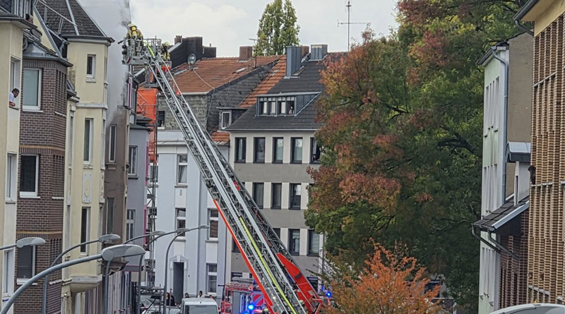 Rath: Wohnungsbrand an der Dorstener Straße - Vier Verletzte